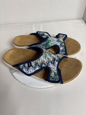 REVITALIGN Navy-Trim Multicolor Woven Slide Sandals size 10B